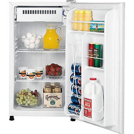 Fresh Food; Pantry; Snacks; Frozen Food; Candy; Beverages. . Sams club compact fridge